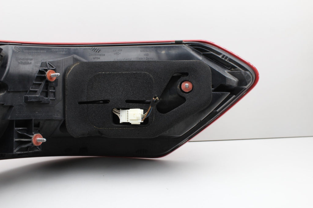 2010-2013 Mercedes W212 E350 E550 Left DRIVER LED Tail Light OEM A2129060758