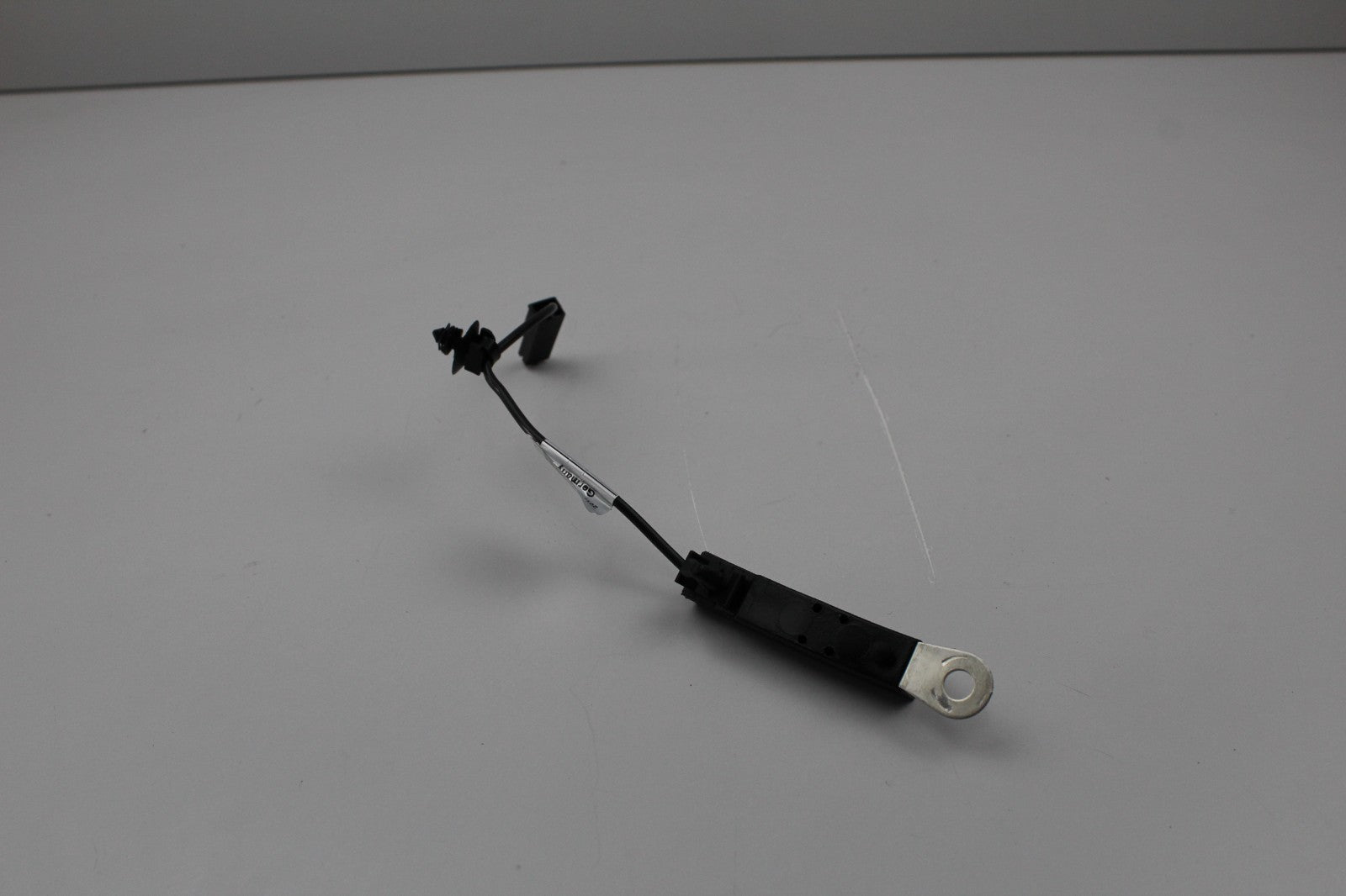 2017-2020 Lincoln MKZ Rear RH Radio Antenna Isolator Module OEM DP5T18K891CB