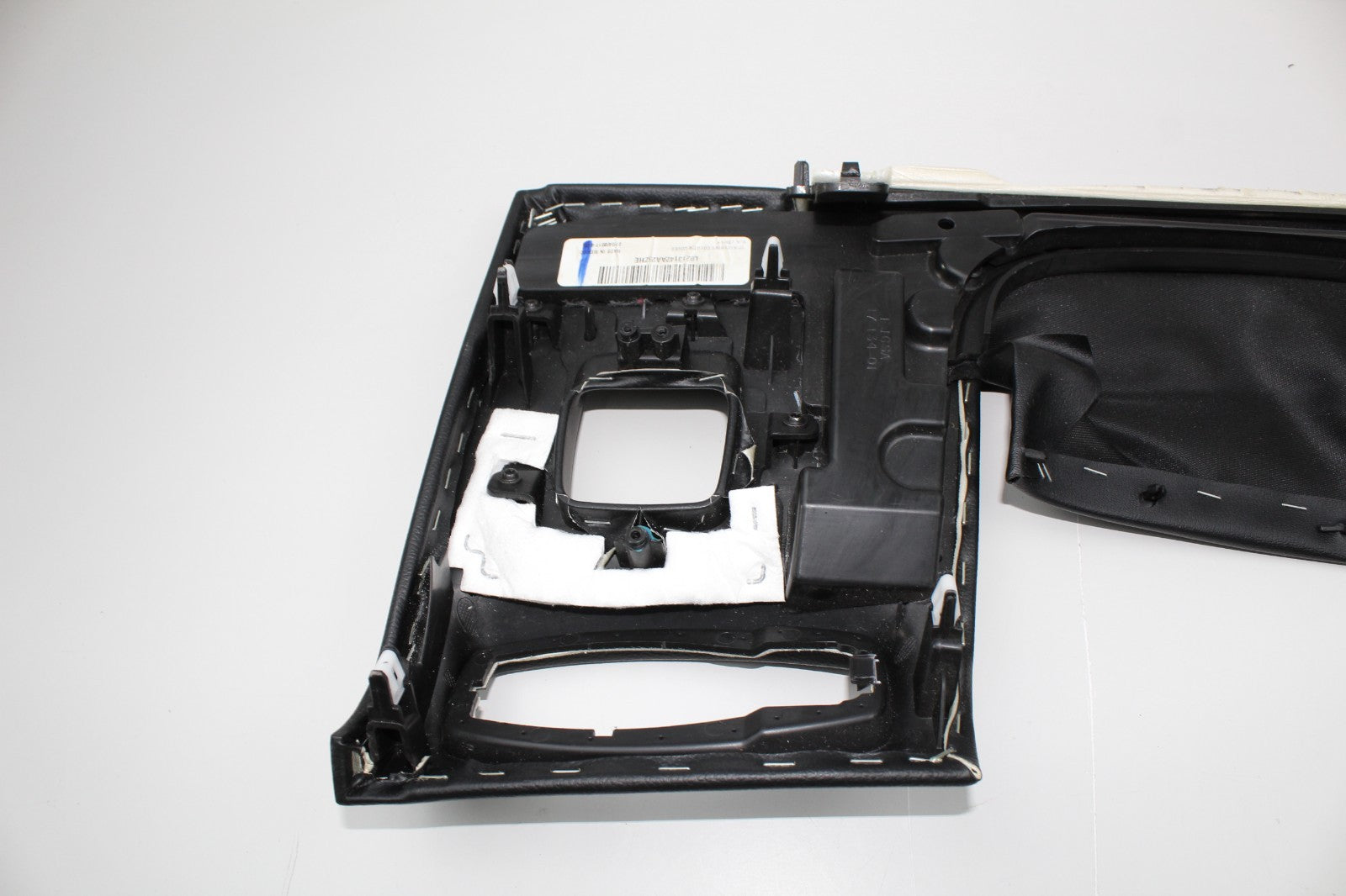 2017-20 LINCOLN MKZ FRONT LEFT DRIVER SIDE UNDER DASH KNEE PANEL OEM HP53F044F08