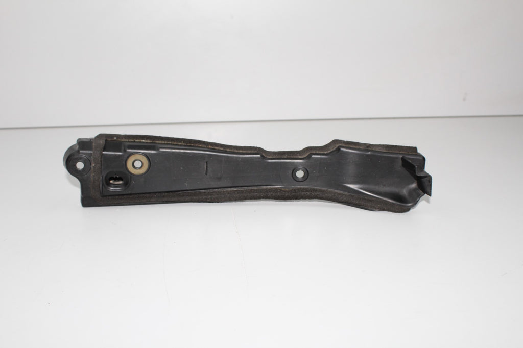 2015 DODGE CHALLANGER LEFT SIDE BUMPER BRACKET OEM 