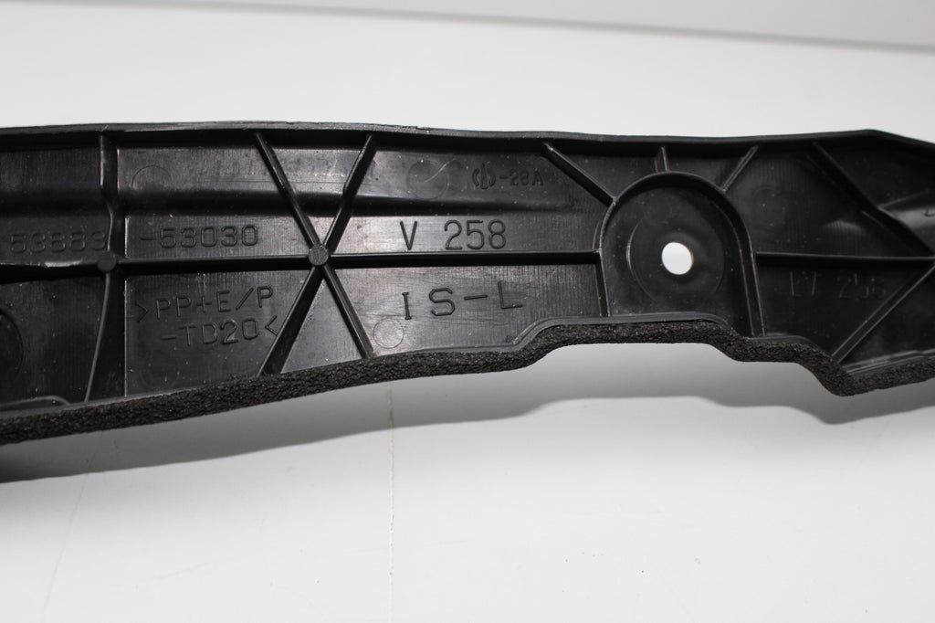 2015 DODGE CHALLANGER LEFT SIDE BUMPER BRACKET OEM 