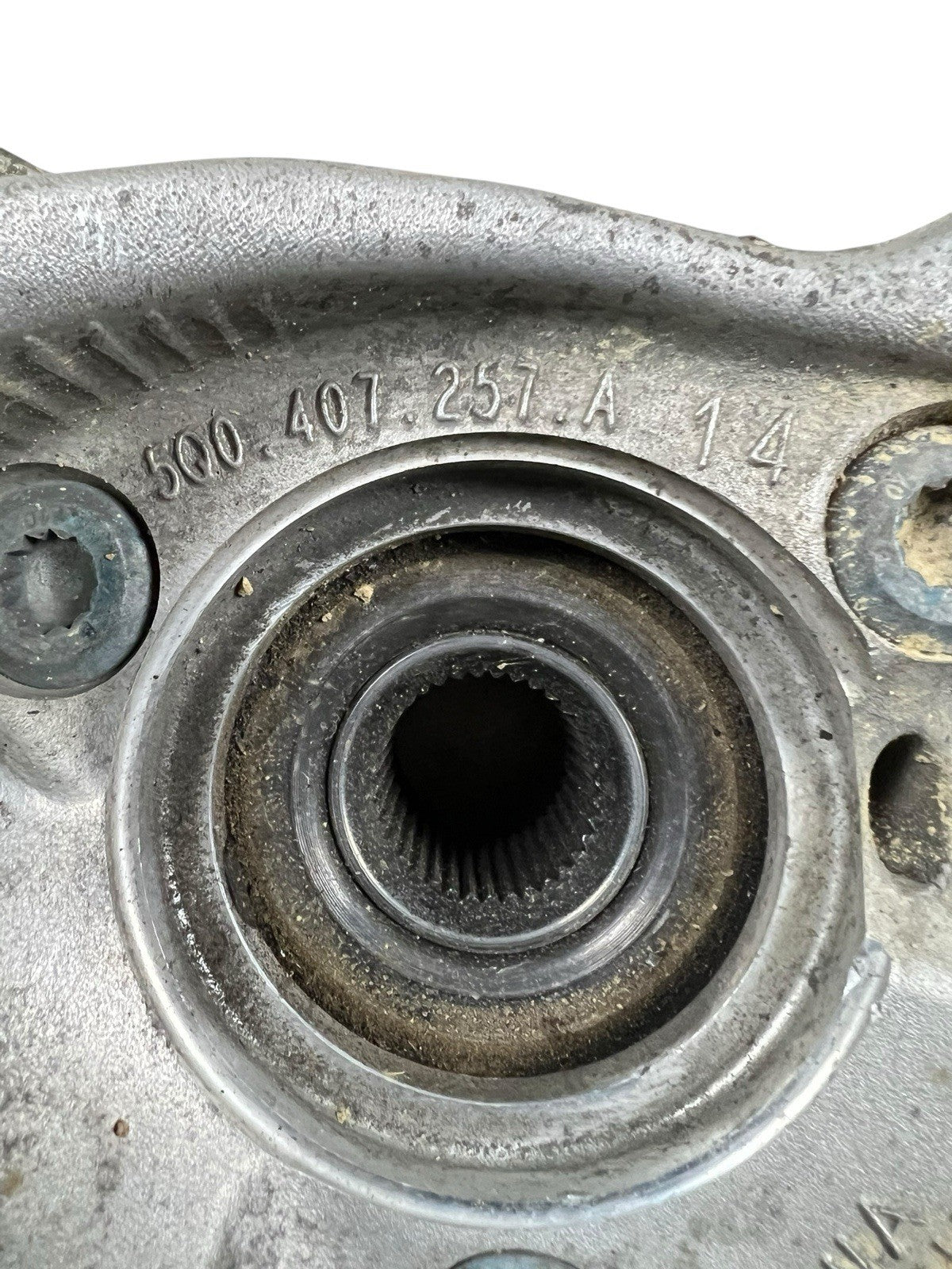 2015-20 Audi A3 Front Left Driver Side Spindle Knuckle Wheel Hub OEM￼5q0400053
