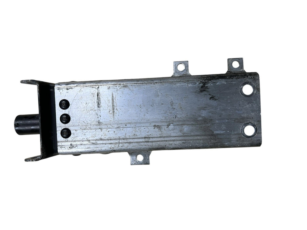 2006-14 Mercedes-Benz E3 50 Right Bumper Bracket  OEM Ch94767