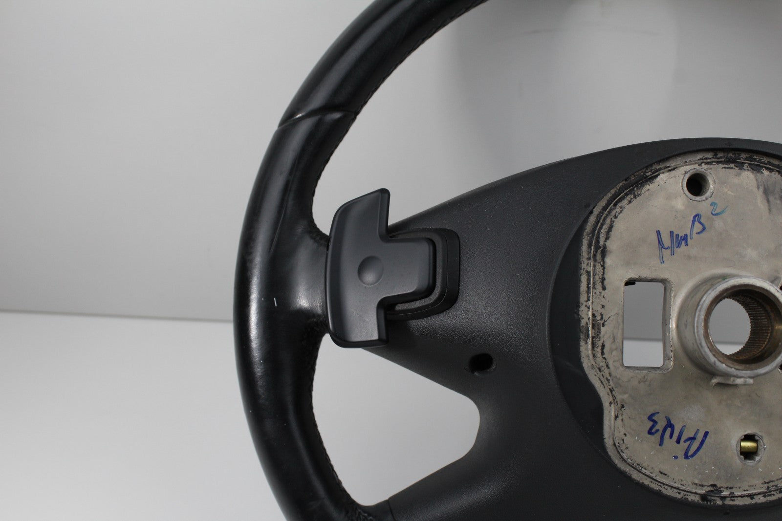 2010-13 MERCEDES E350 STEERING WHEEL WITH PADDLE SHIFTERS OEM A2124600403