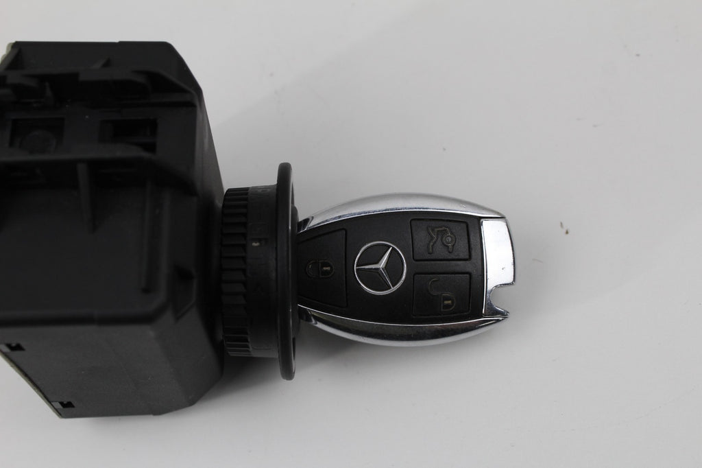 2010-13 MERCEDES E350 IGNITION SWITCH MODULE WITH KEY OEM A2129055800