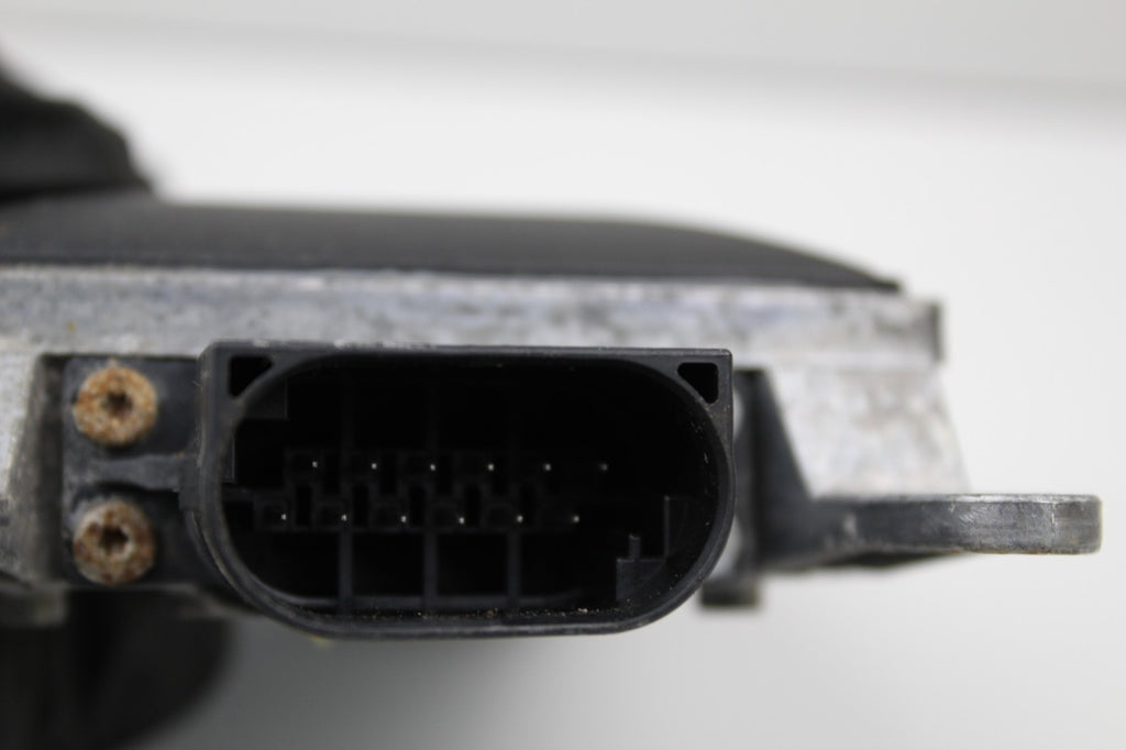 2013-17 VW / AUDI OEM Blind Spot Radar Sensor Module Rear Right 8T0907566A