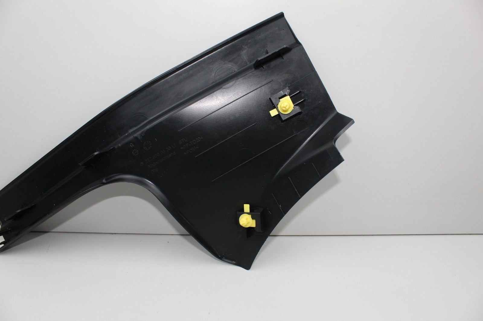 2010-13 MERCEDES E350 REAR LEFT SIDE DOOR SILL SCUFF PLATE OEM 2126860536
