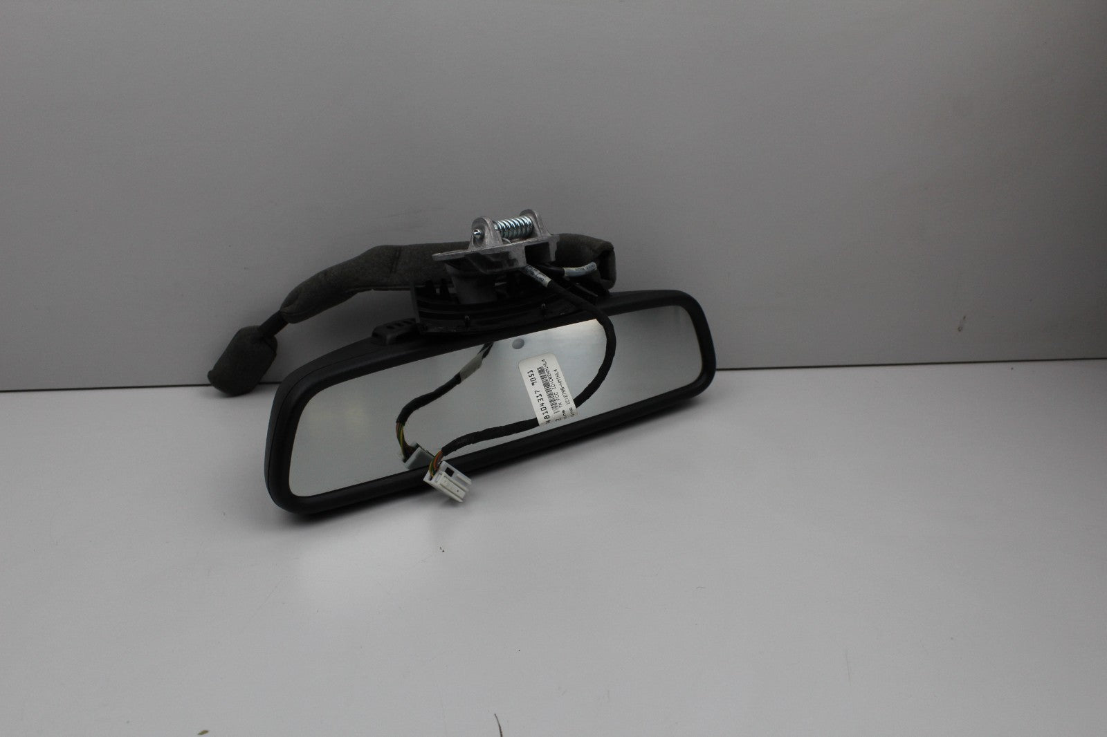 2010-16 MERCEDES E350 INTERIOR REAR VIEW MIRROR OEM A2048104317