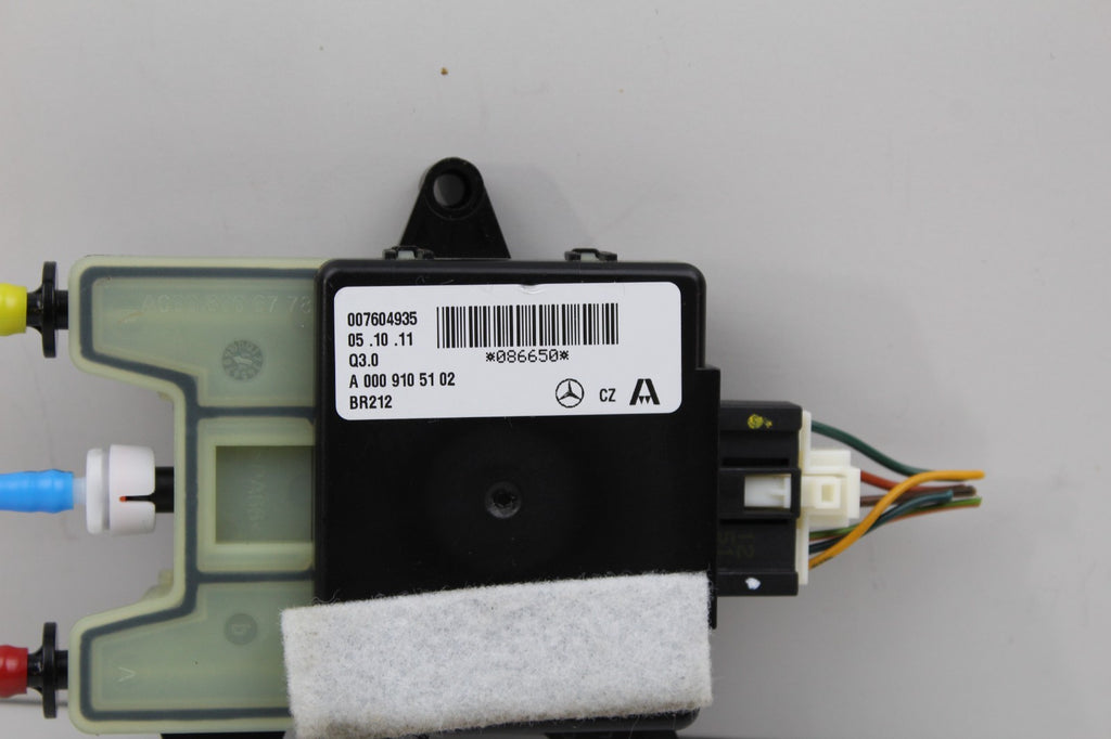 2010-13 MERCEDES E350 FRONT SEAT LUMBAR SUPPORT MODULE OEM A0009105102