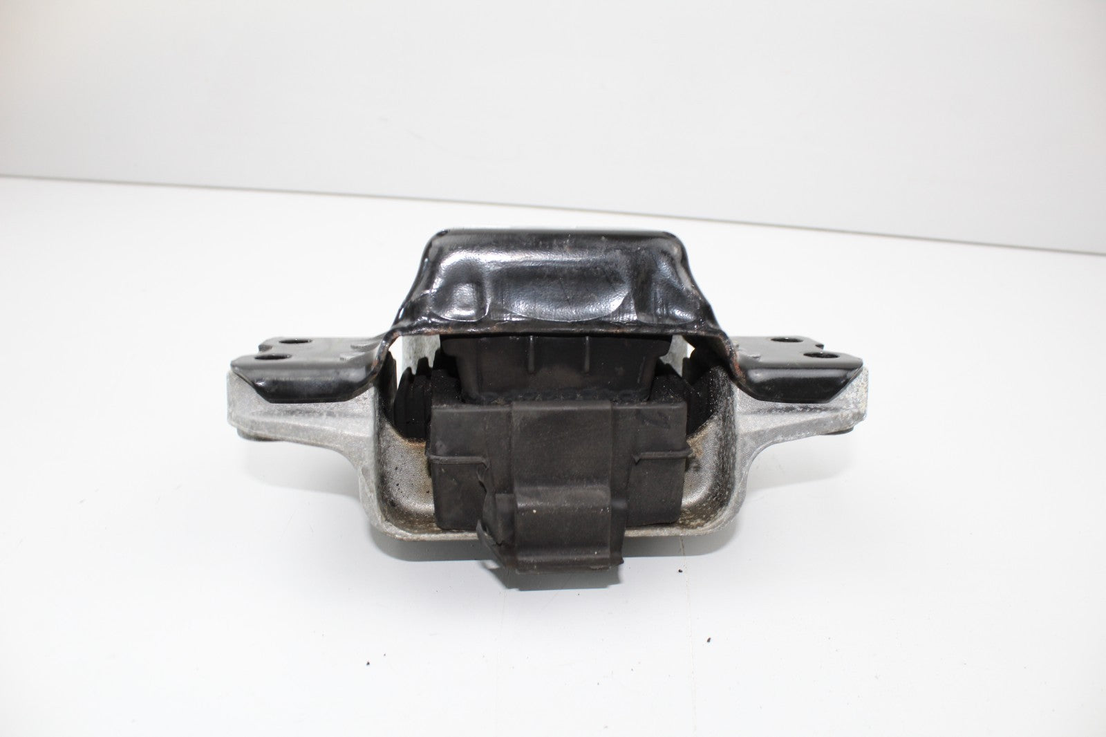 2005-15 VW Volkswagen OEM Engine Mount Bracket 1K0199555 OEM 
