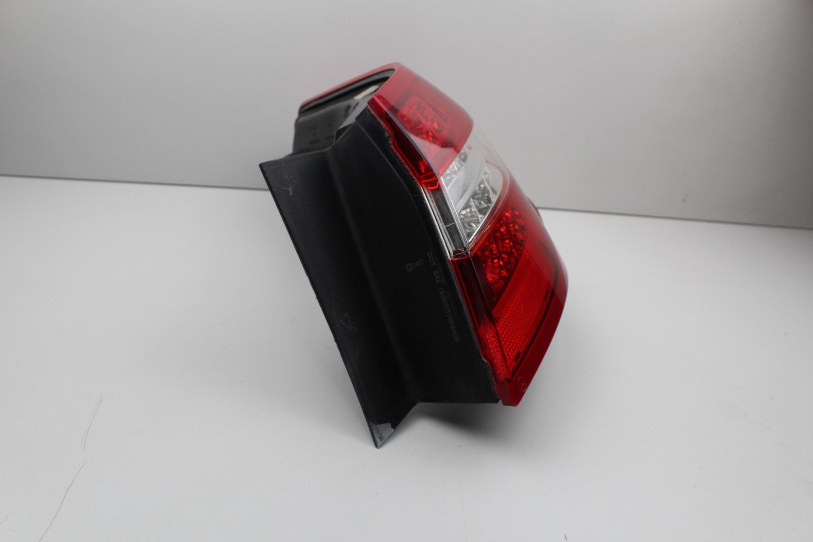 10-13 Mercedes W212 E350 E550 Right Passenger Side Tail Light Lamp OEM
