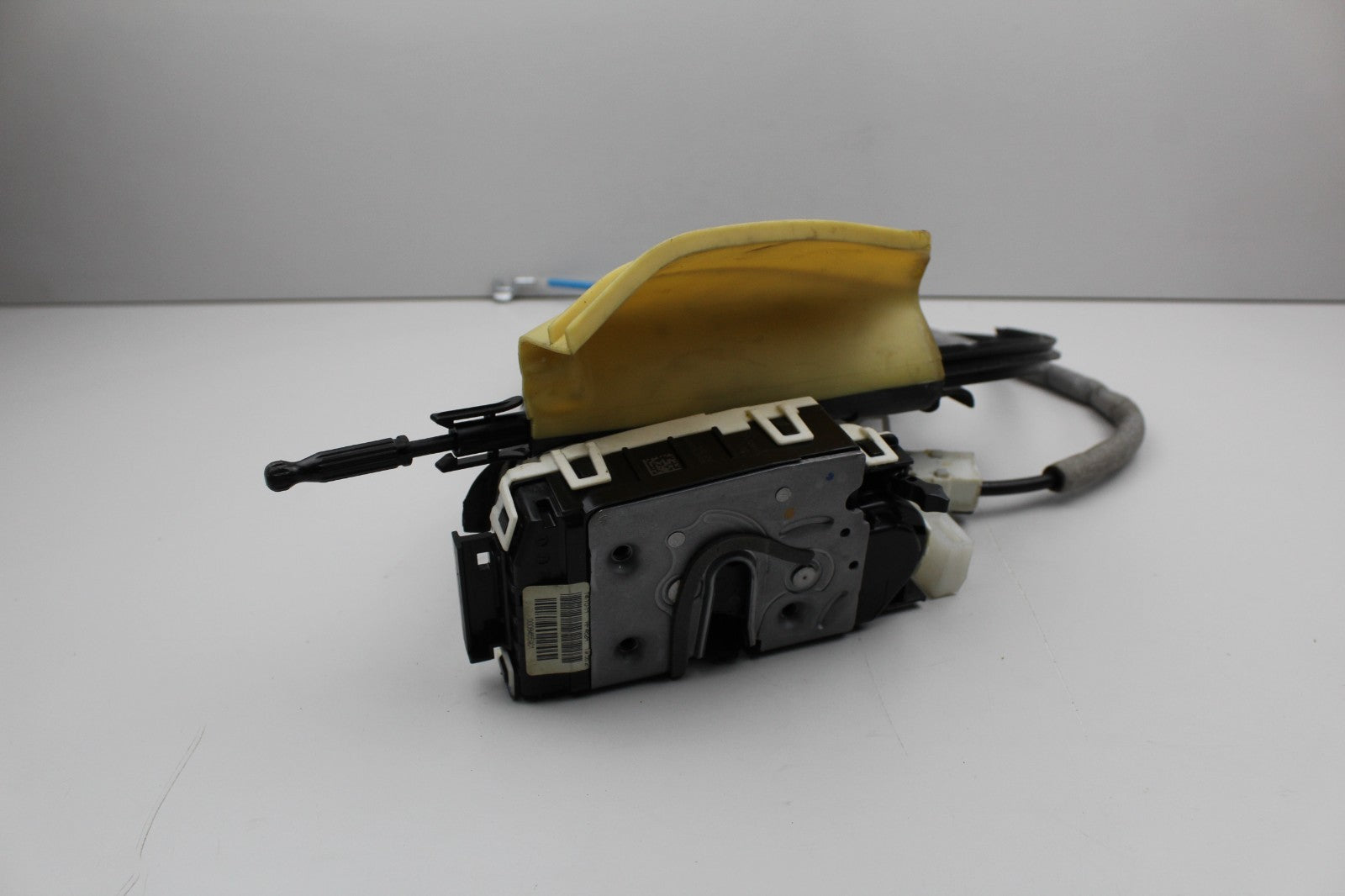 2008-13 MERCEDES BENZ E350 REAR RIGHT DOOR LOCK DRIVER SIDE OEM