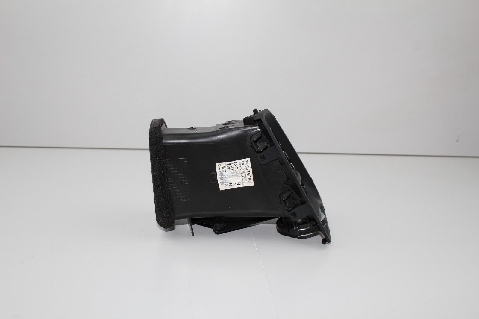2015-23 DODGE CHALLENGER RIGHT PASSENGER SIDE AC VENT DASH OEM 5LE81TRMAA