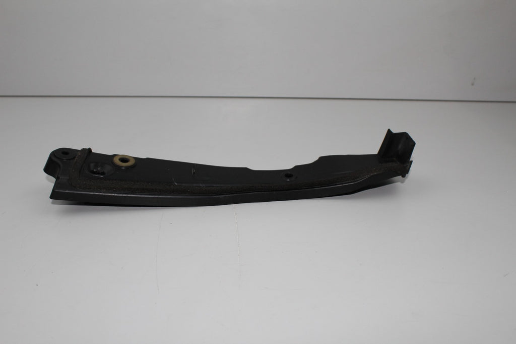 2015 DODGE CHALLANGER LEFT SIDE BUMPER BRACKET OEM 
