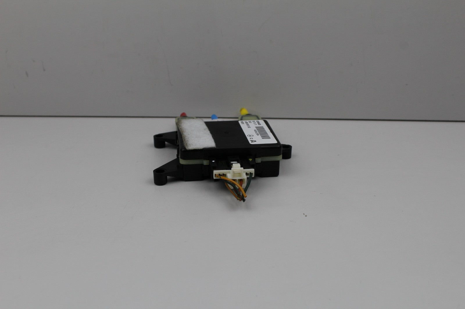 2010-13 MERCEDES E350 FRONT SEAT LUMBAR SUPPORT MODULE OEM A0009105102