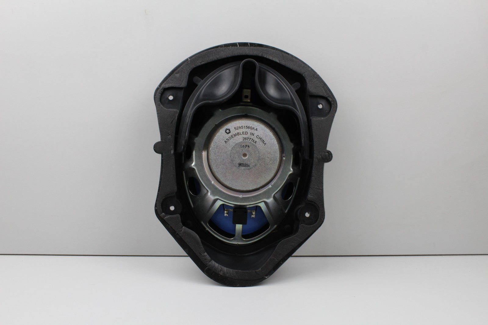 2015 -23 DODGE CHALLENGER FRONT LEFT DOOR SPEAKER OEM 52851560AA