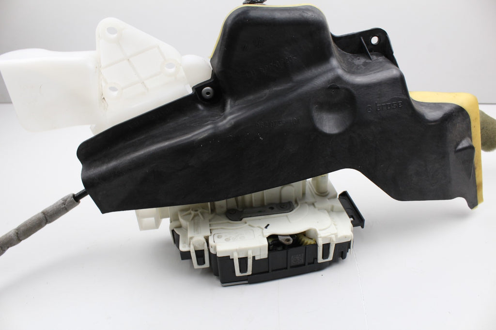 2010-16 MERCEDES BENZ FRONT LEFT N/S DOOR LOCK MECHANISM OEM A2127230308