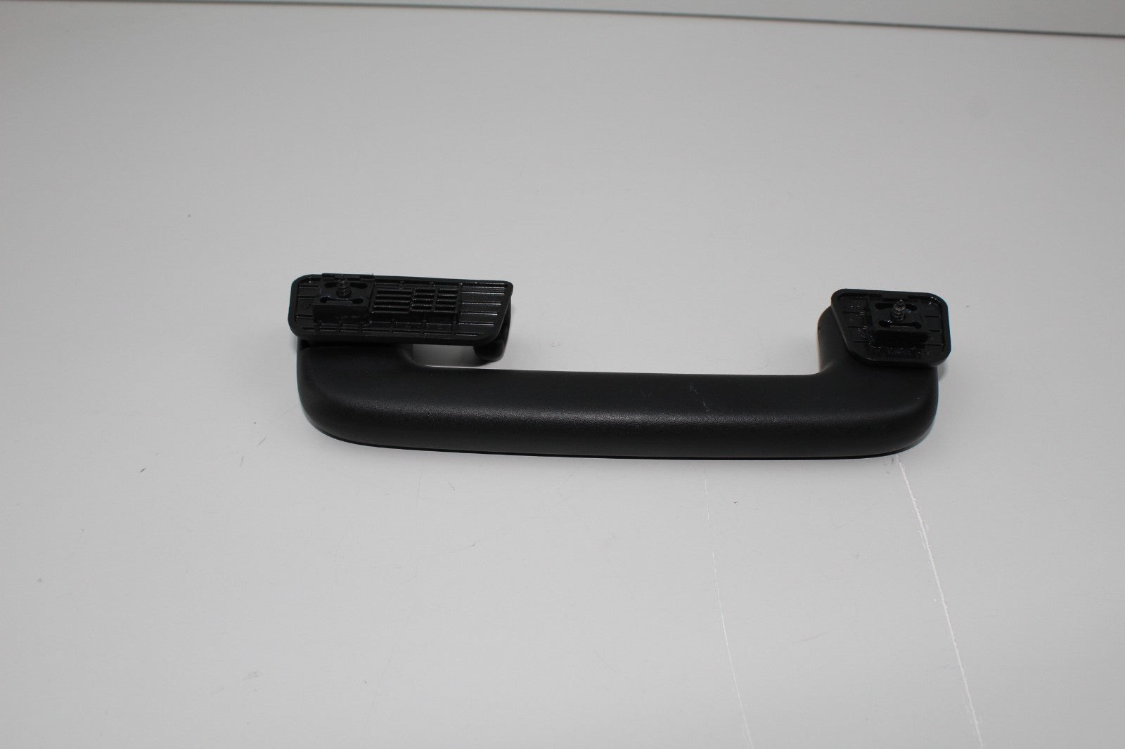 2017-2020 LINCOLN MKZ CONTINENTAL REAR RIGHT OVERHEAD ROOF GRAB GRIP HANDLE OEM