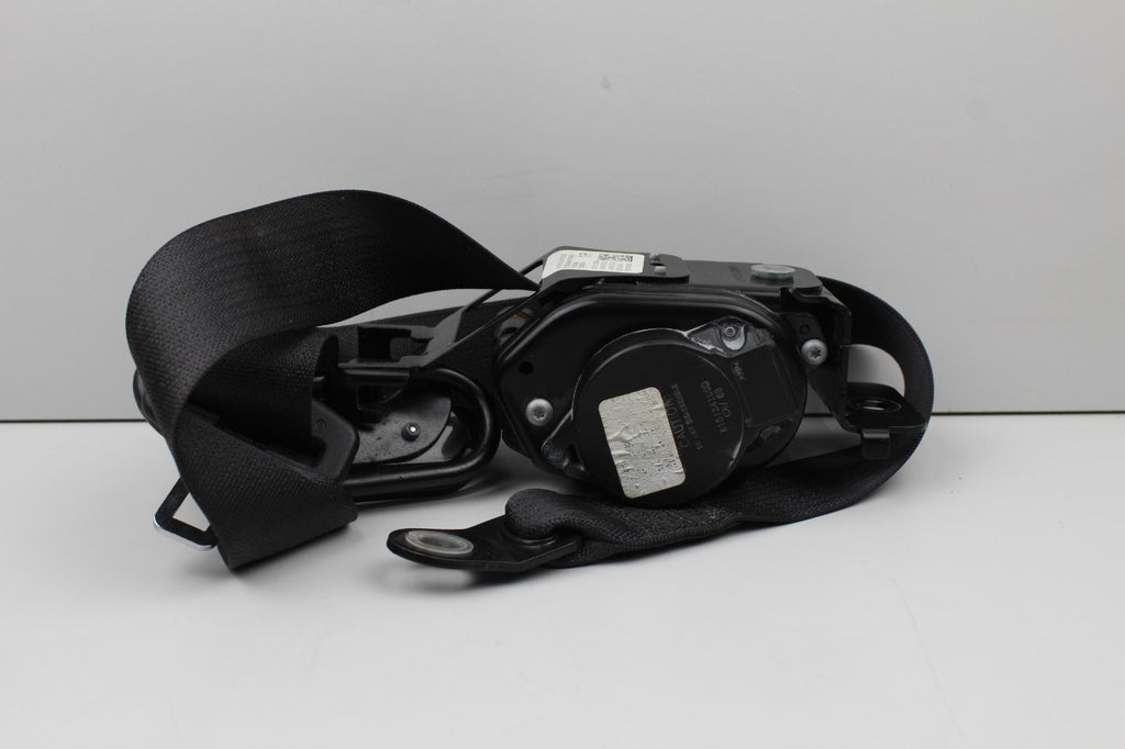 2015-23 DODGE CHALLENGER FRONT RIGHT PASSENGER SIDE SEAT BELT OEM 6238344