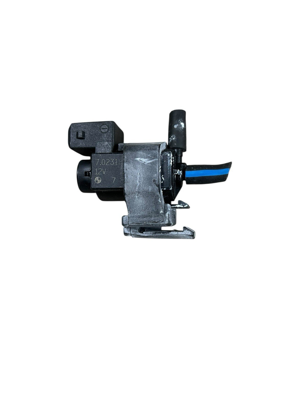 2011-16 BMW X5 Vacuum Switch Solenoid OEM 70231800