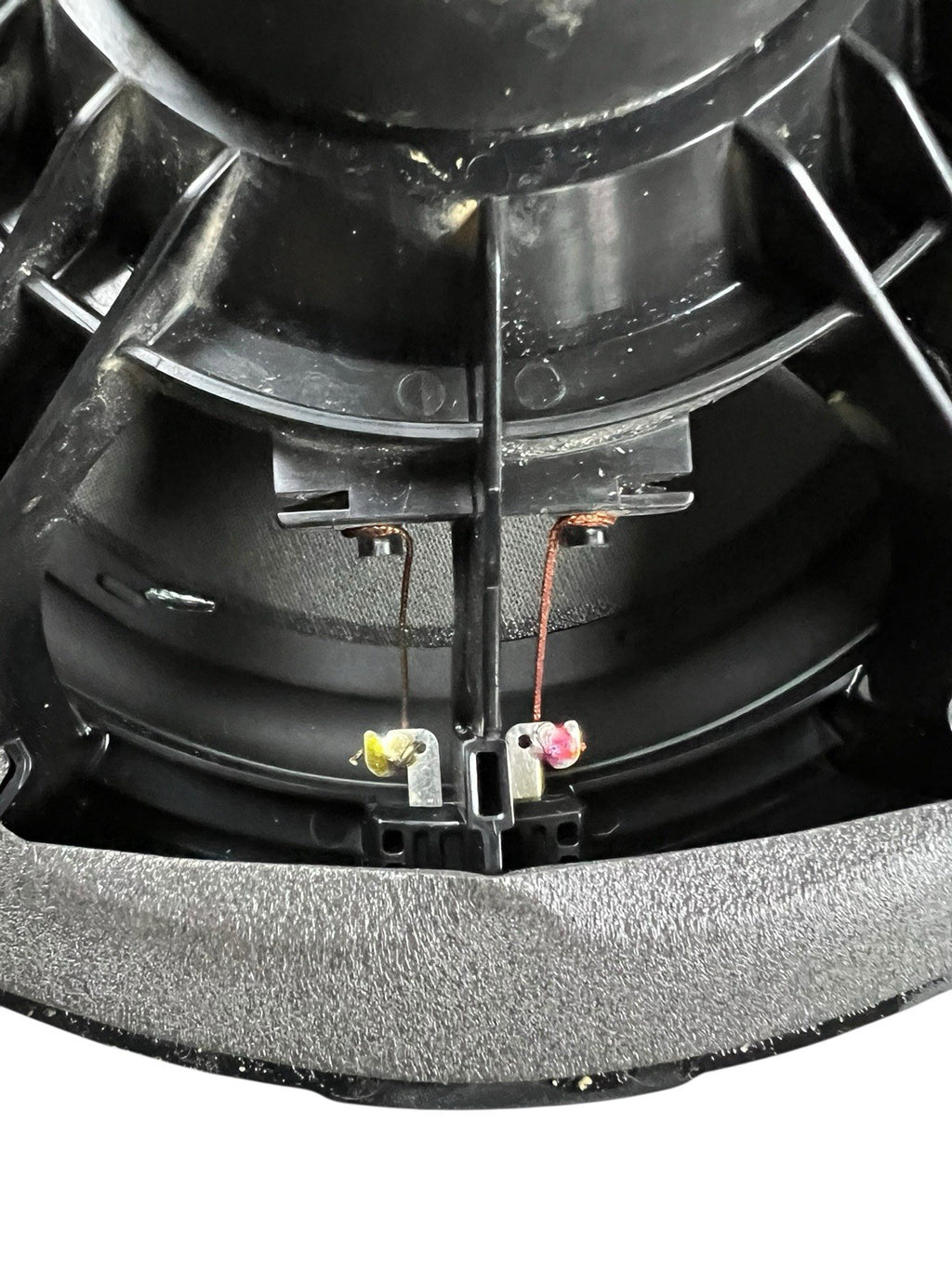 2016-2020 AUDI A3 FRONT DOOR AUDIO SPEAKER 8V0035415D OEM