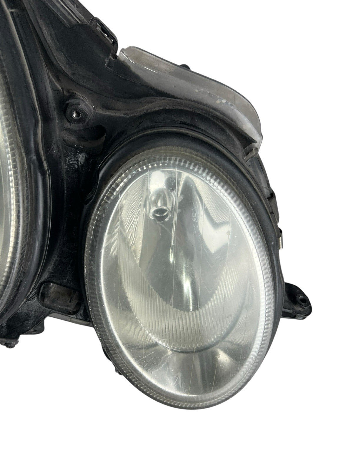 2003-2006 Mercedes E-Class E350 Right Passenger Headlight Lamp OEM 15436000