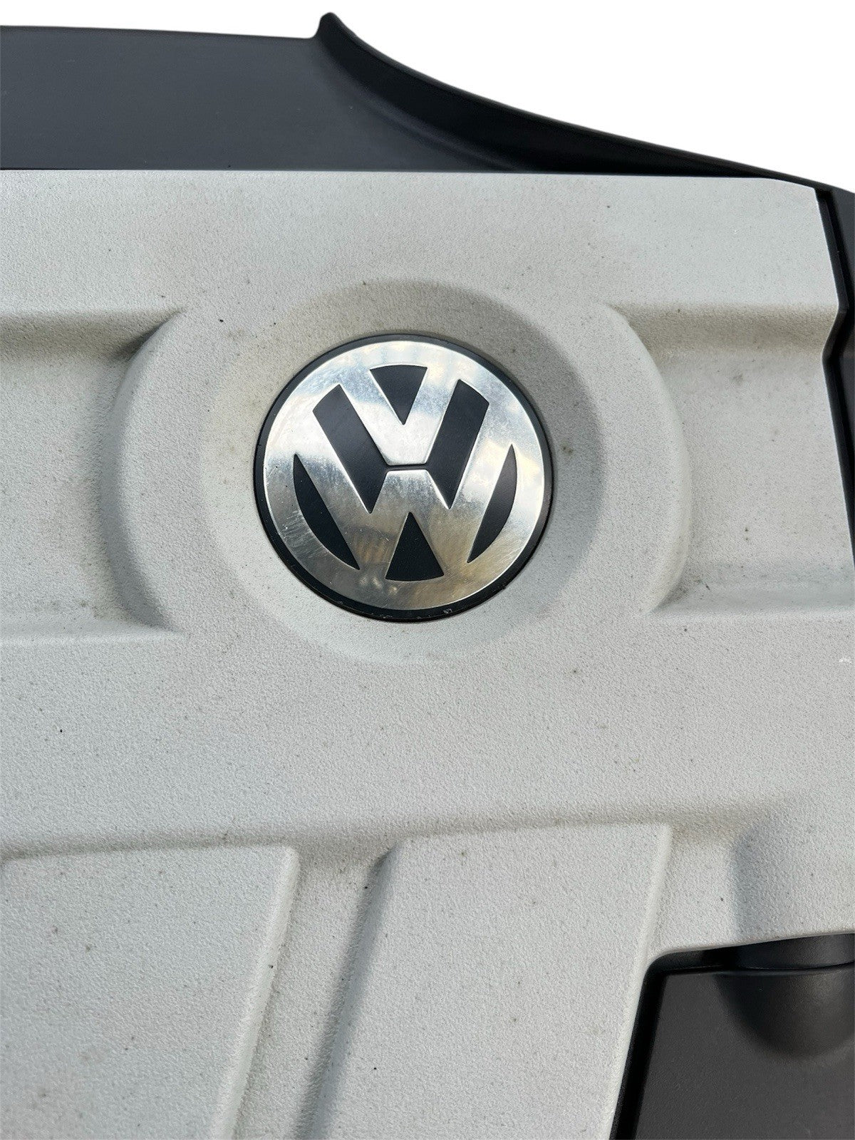 10-14 VW Sportwagon TDI Diesel Engine Cover OEM 03L  103 925 AM