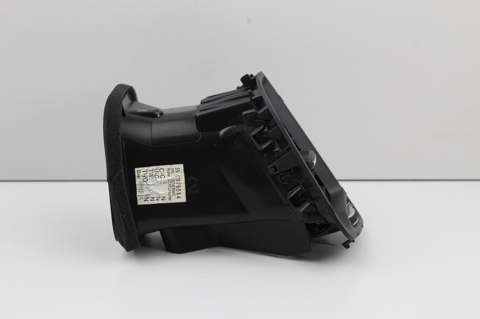 2015-23 DODGE CHALLENGER DASH CENTER DRIVER SIDE AC AIR VENT OEM 5LE74TRMAA