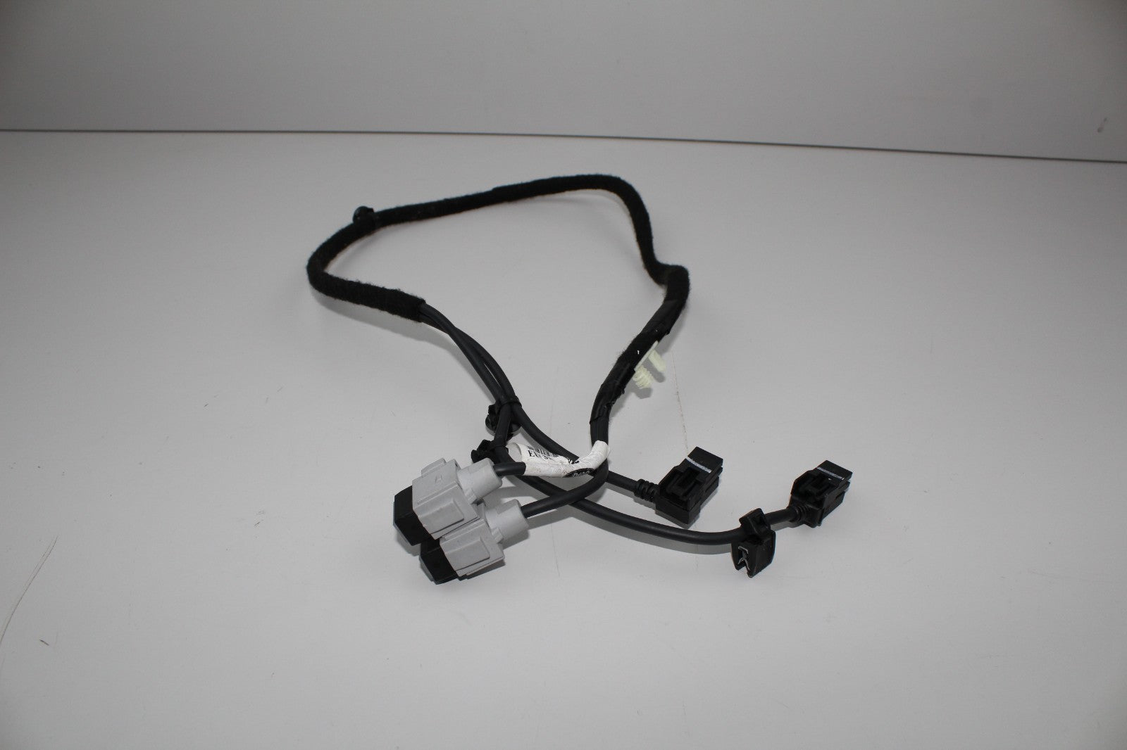 2017-2020 LINCOLN MKZ CENTER CONSOLE MEDIA CONNECTOR WIRE CABLE OEM HP5T14D202RD