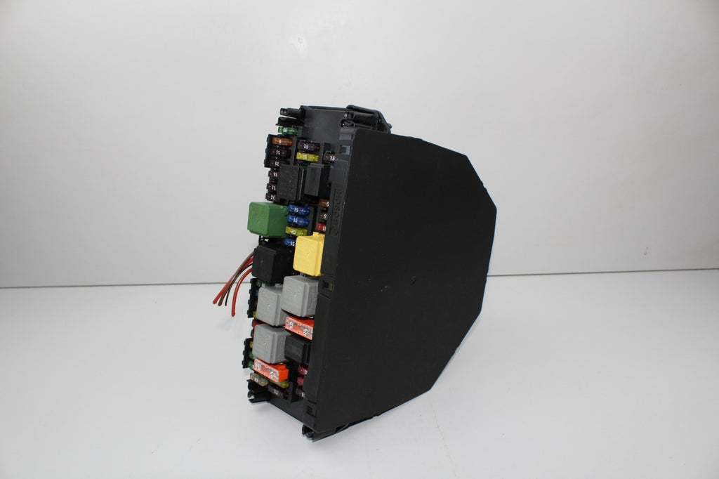 2010-16 MERCEDES E350 FRONT SAM FUSE BOX RELAY OEM A2129006012