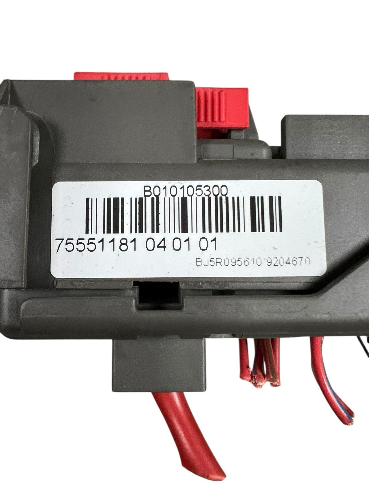 2007-2013 BMW X5 Power Distribution Fuse Box Module OEM B010105300
