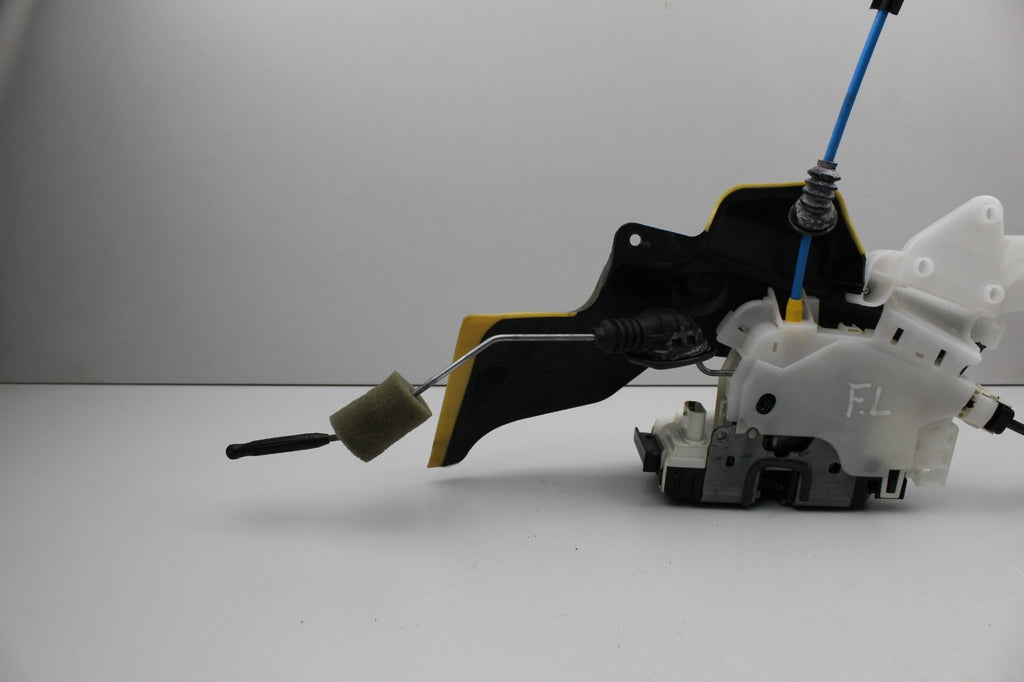2010-16 MERCEDES BENZ FRONT LEFT N/S DOOR LOCK MECHANISM OEM A2127230308