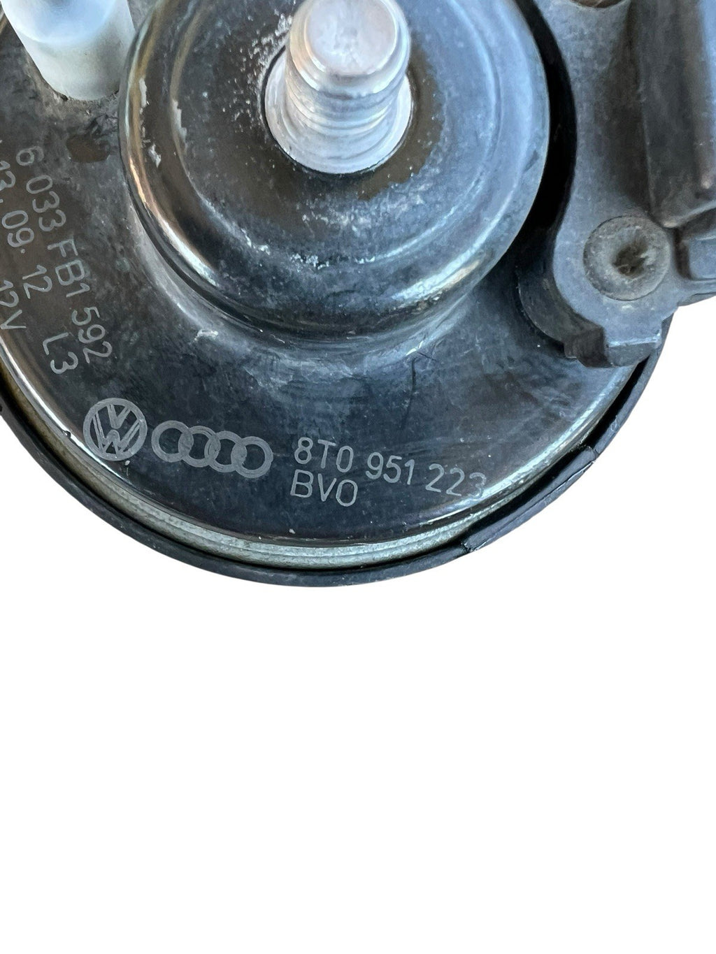 2008-2017 Audi A5 Left Horn High Tone Frequency OEM 8T0951223