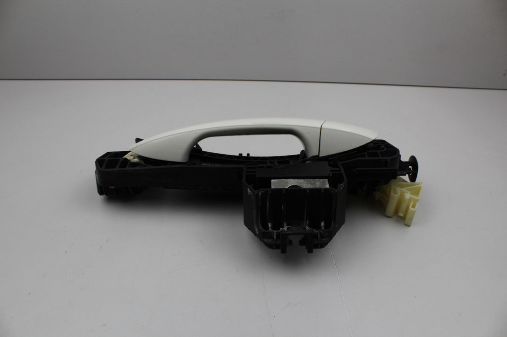 2010-14 MERCEDES E350 REAR LEFT DOOR HANDLE OEM A358601