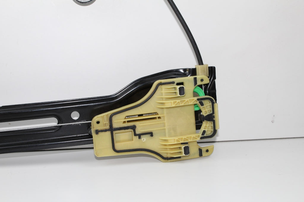 2013-20 FORD TAURUS REAR LEFT WINDOW REGULATOR WITH MOTOR OEM 003719103