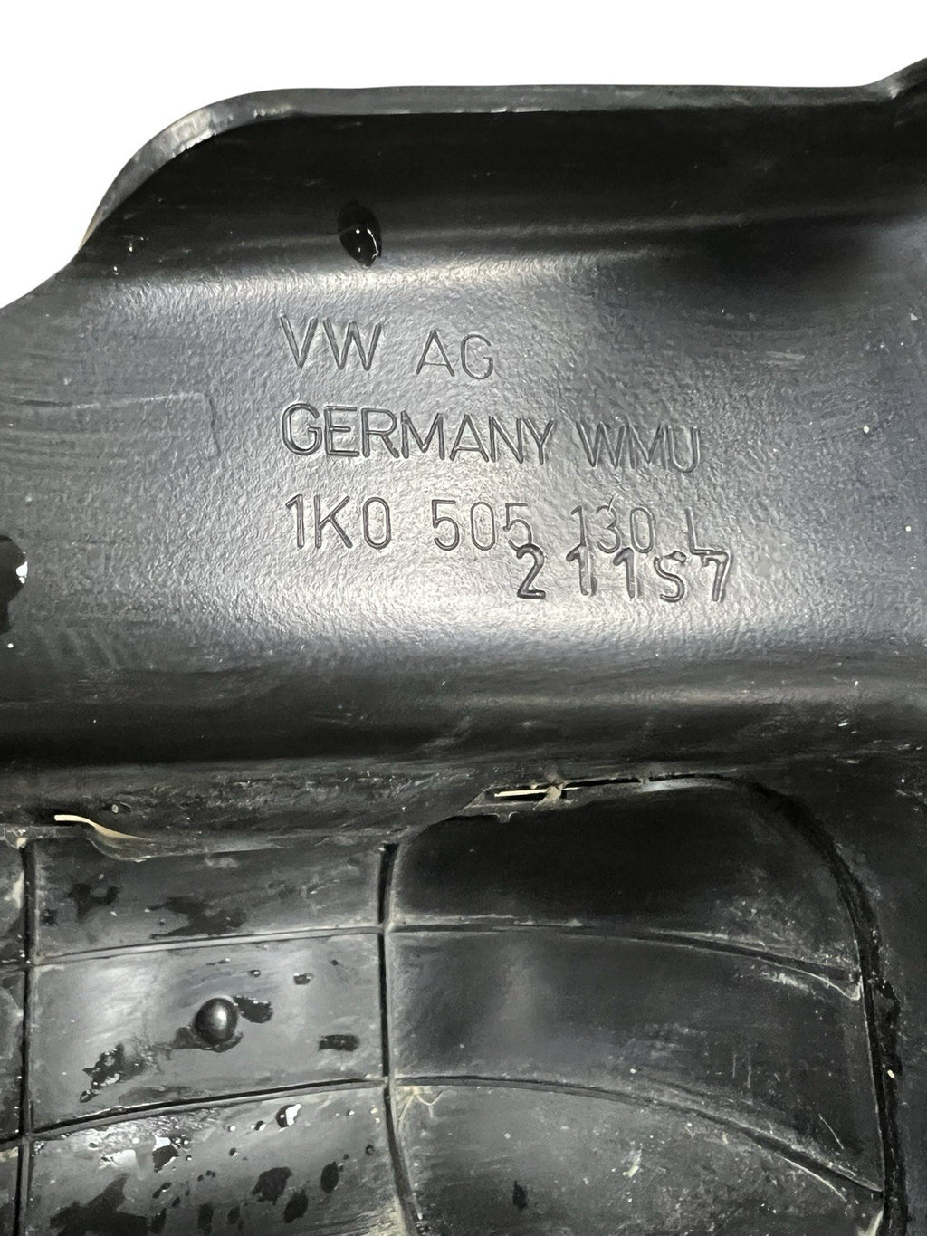 10-20 Audi A3 Rear Right Lower Control Arm Stone Guard Cover OEM￼1k0505130L