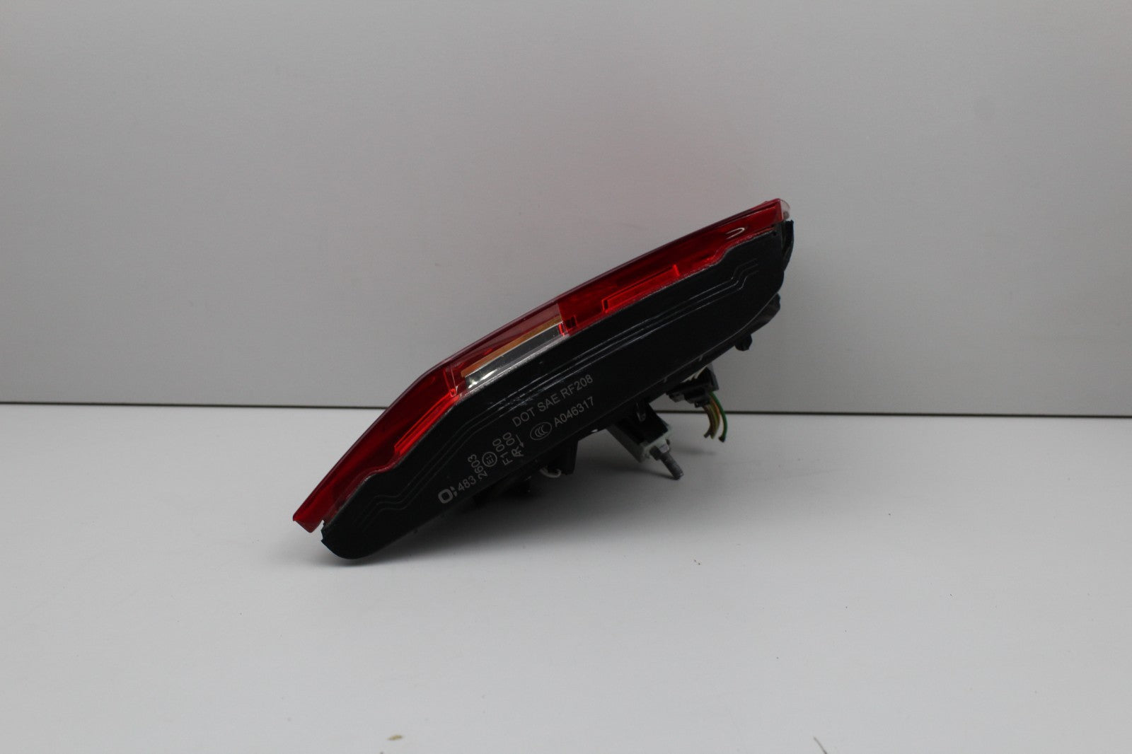 2010-2013 MERCEDES W212 E350 REAR LEFT DRIVER SIDE INNER TAIL LIGHT LAMP OEM