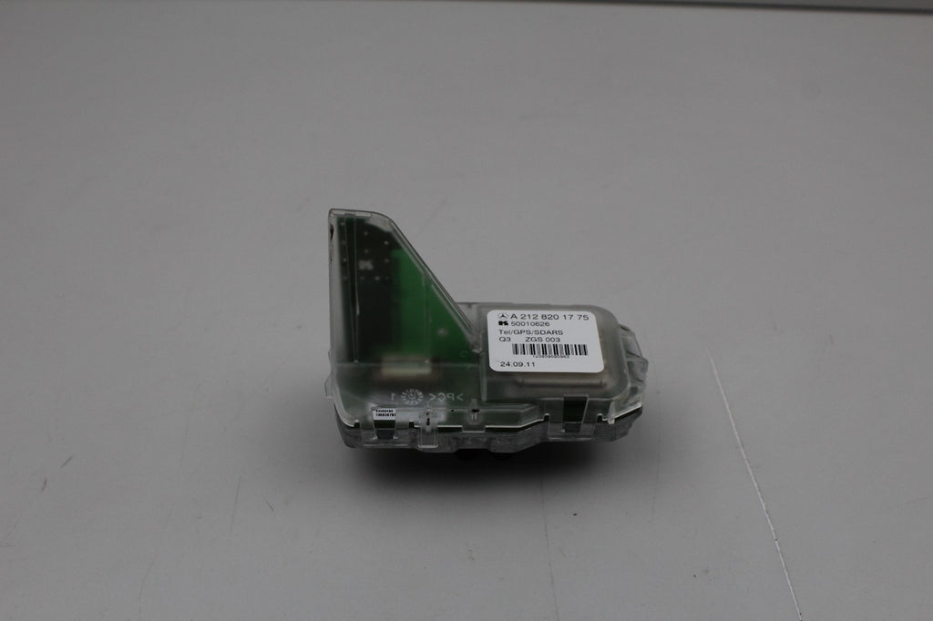 2012-18 MERCEDES E350 TOP SHARK FIN ANTENNA OEM A2128201775
