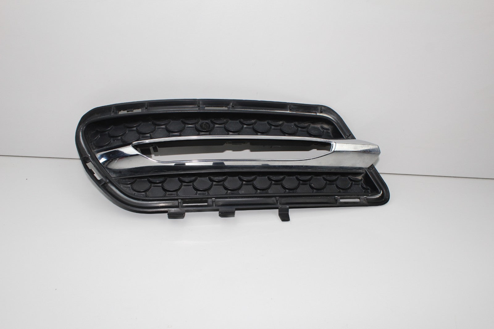 2010-13 MERCEDES E350 FRONT LEFT DRIVER GRILLE OEM A2128851753