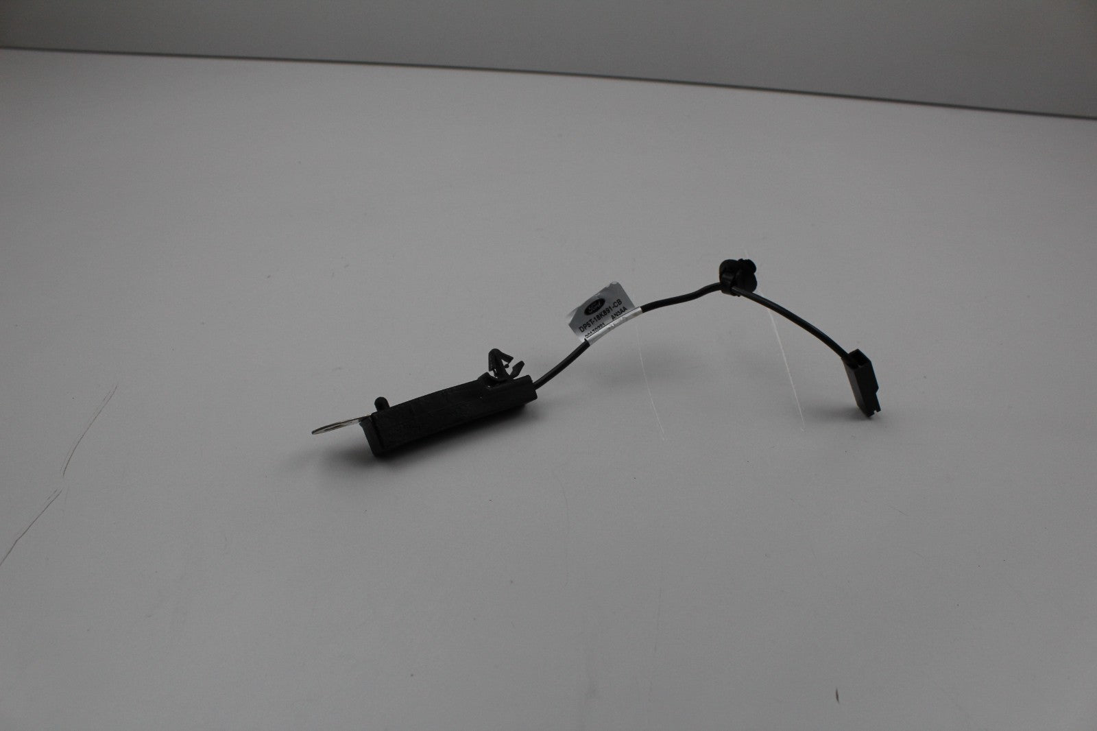 2017-2020 Lincoln MKZ Rear RH Radio Antenna Isolator Module OEM DP5T18K891CB