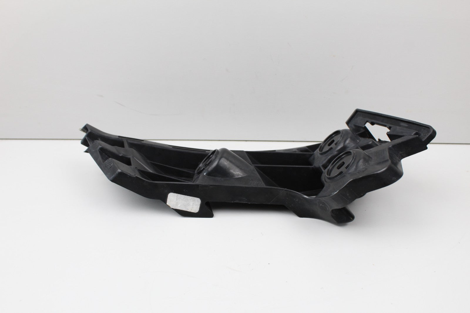 2019-20 VOLKSWAGEN OEM Right RH Bumper Bracket Retainer Guide 17A807454 Genuine