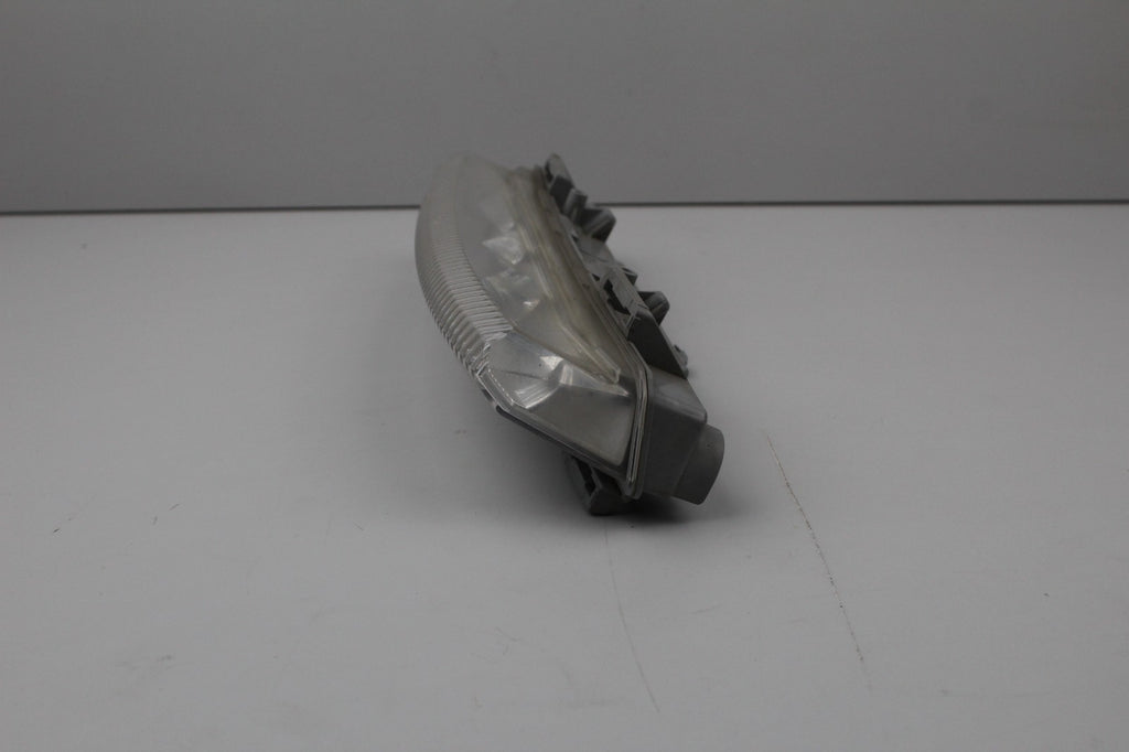 2010-13 MERCEDES E350 FRONT LEFT DRIVER SIDE GRILLE LIGHT OEM A2049068900