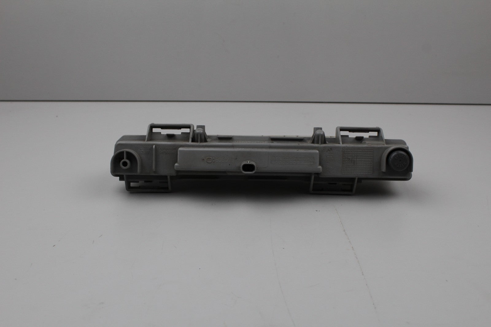 2010-13 MERCEDES E350 FRONT LEFT DRIVER SIDE GRILLE LIGHT OEM A2049068900