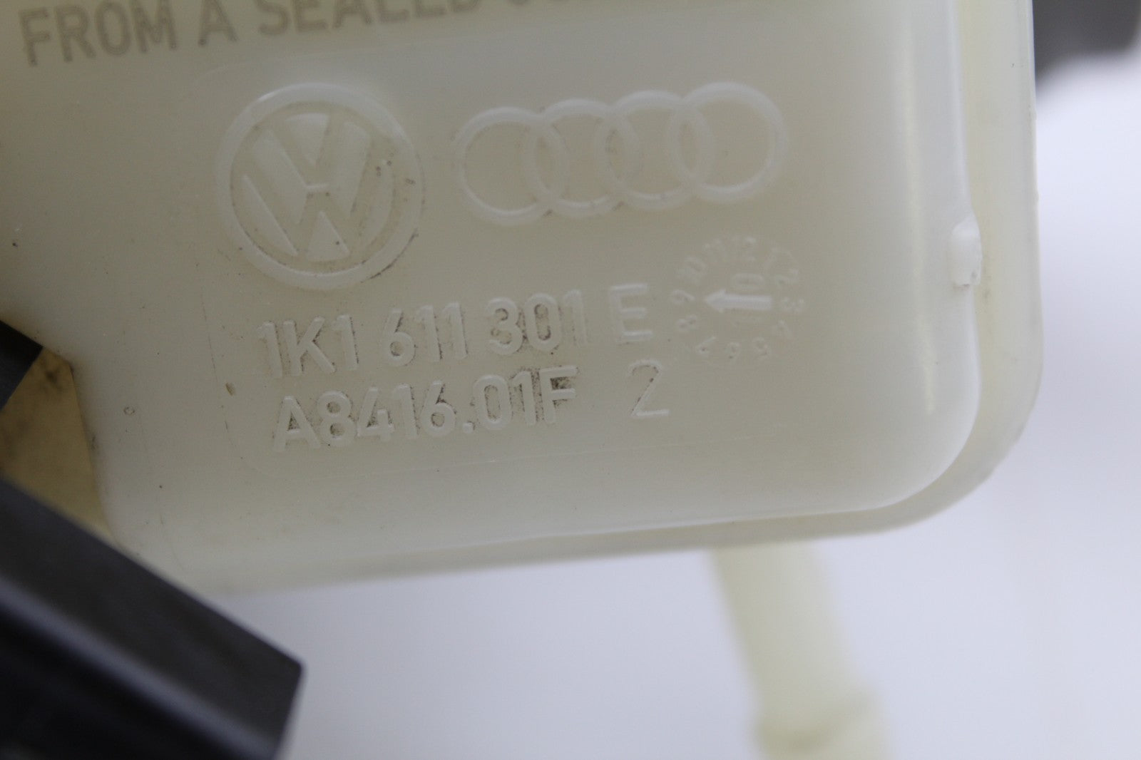 2005-2014 VW Audi Brake Master Cylinder Reservoir 1K1611301E OEM