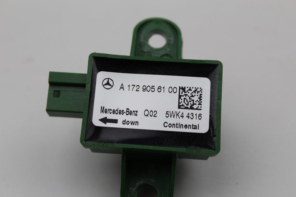 MERCEDES E350 FRONT IMPACT SENSOR OEM A1729056100