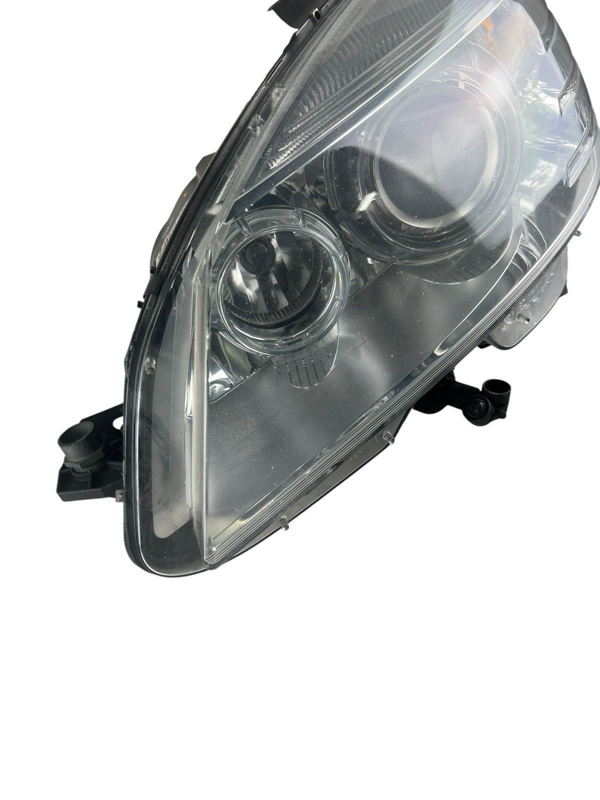 2008-2011 Mercedes Benz C300C350 W204 Driver Left Xenon Headlight OEMA2048203361