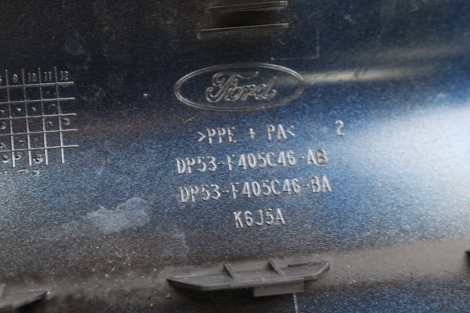 2013-20 LINCOLN MKZ FUEL FILLER DOOR LID COVER OEM DP53F405C46 ( DARK BLUE)