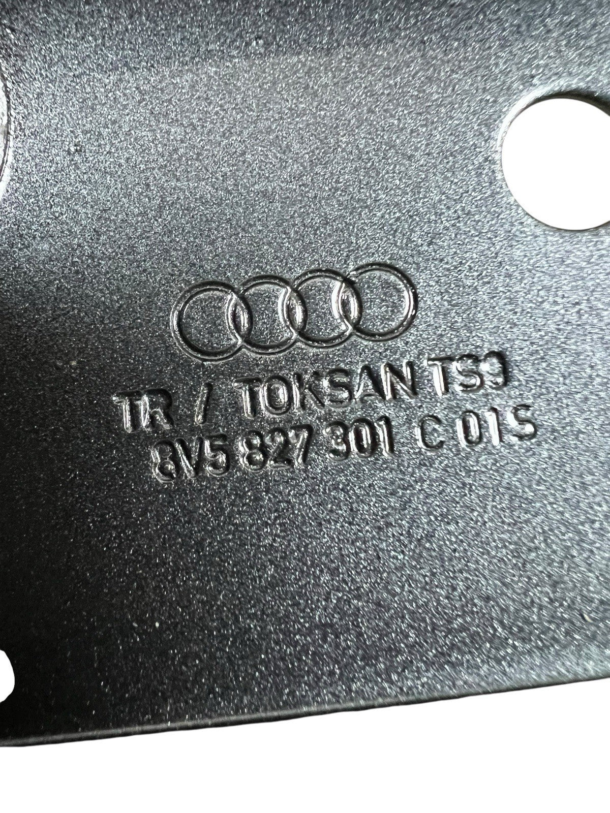2015-20 Audi A3 Rear Right Passenger Side Trunk Lid Hinge OEM￼8v5827302