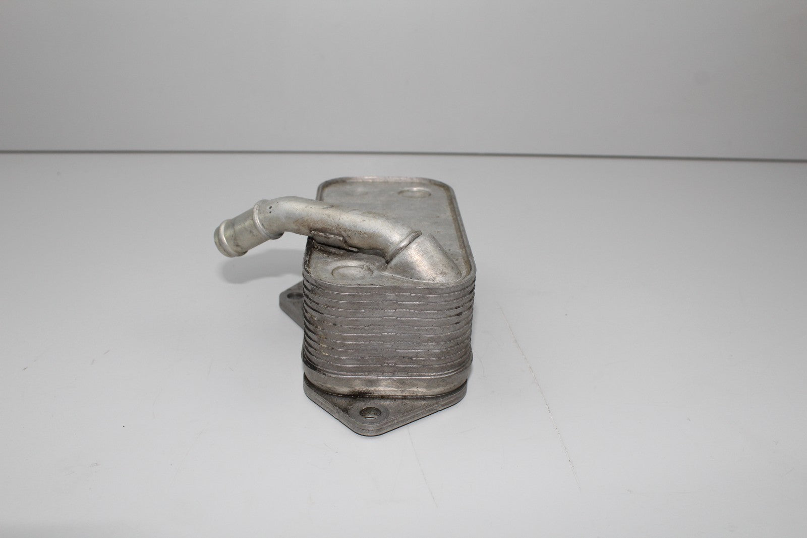 2014-16 BMW 428 XI ENGINE OIL COLER OEM 7525333