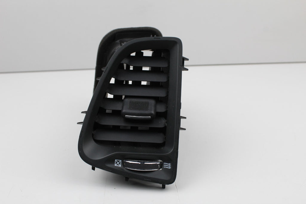 2015-23 DODGE CHALLENGER DASH CENTER DRIVER SIDE AC AIR VENT OEM 5LE74TRMAA
